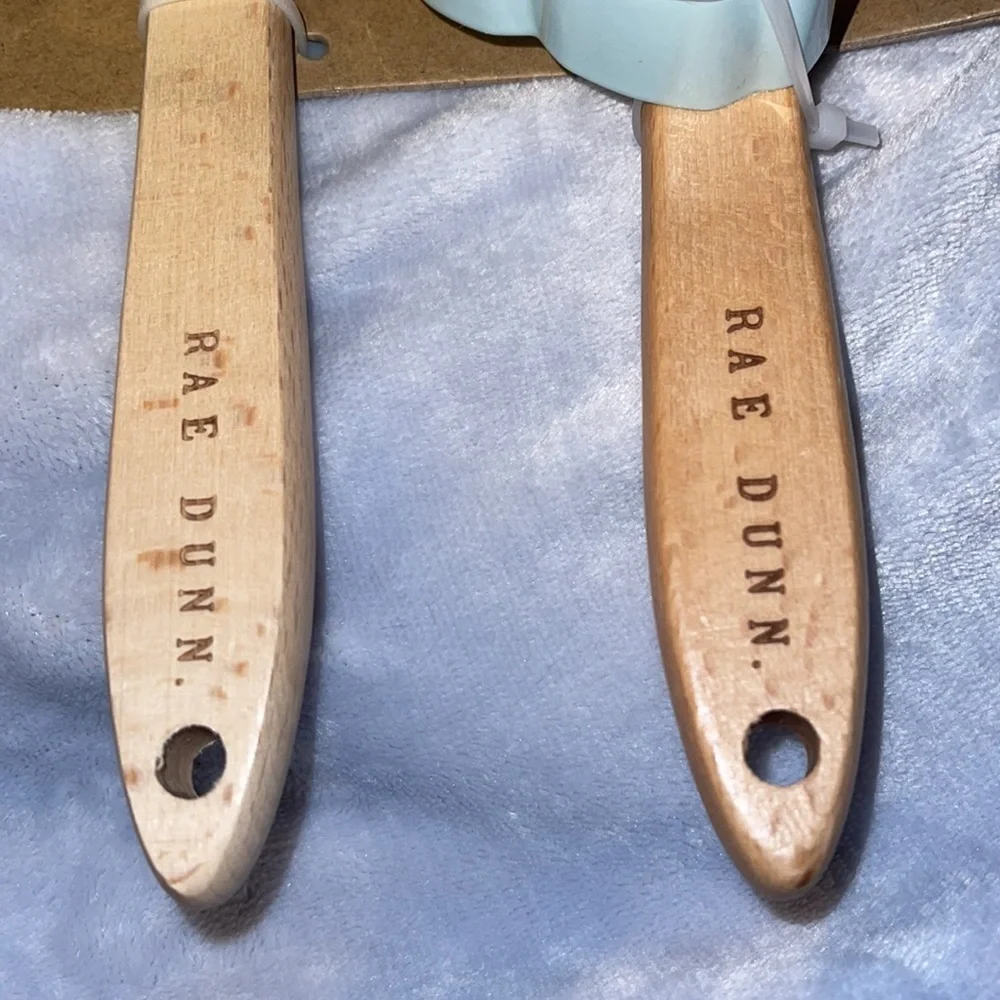 Rae Dunn Set Spatula/Cookie Cutter-Bunny/Chick